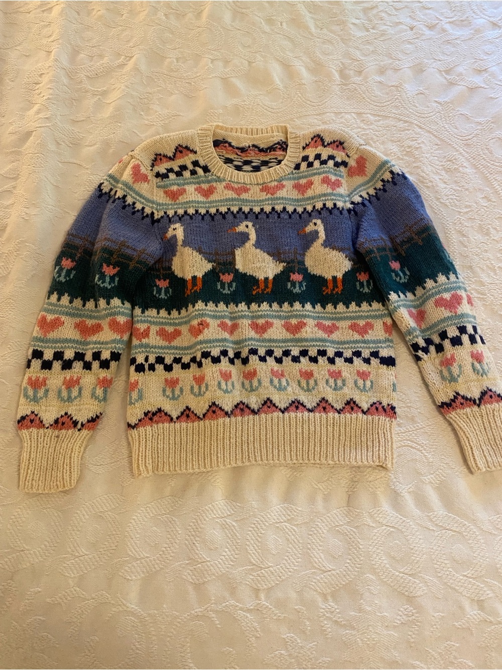 Vintage Handmade OOAK Cream Fair Isle Goose Motif Crewneck Sweater